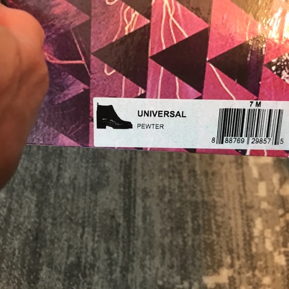 Jeffrey Campbell Pewter Chelsea Platform Boots - Picture 5 of 7